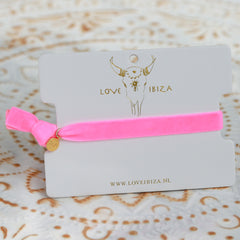 Pulsera de terciopelo rosa intenso