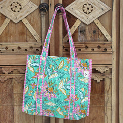 Bolso de hombro con estampado de bloques en color menta