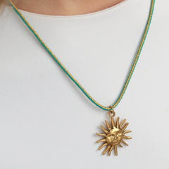 Ketting metallic turquoise zon