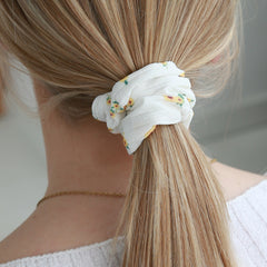 Scrunchie zonnebloem wit