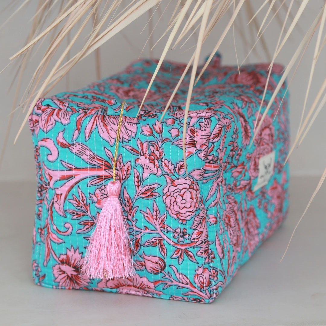 Bolso de baño con estampado de bloques Fez flor azul rosa L