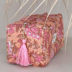 Bolso de baño con estampado de bloques Fez flor coral M