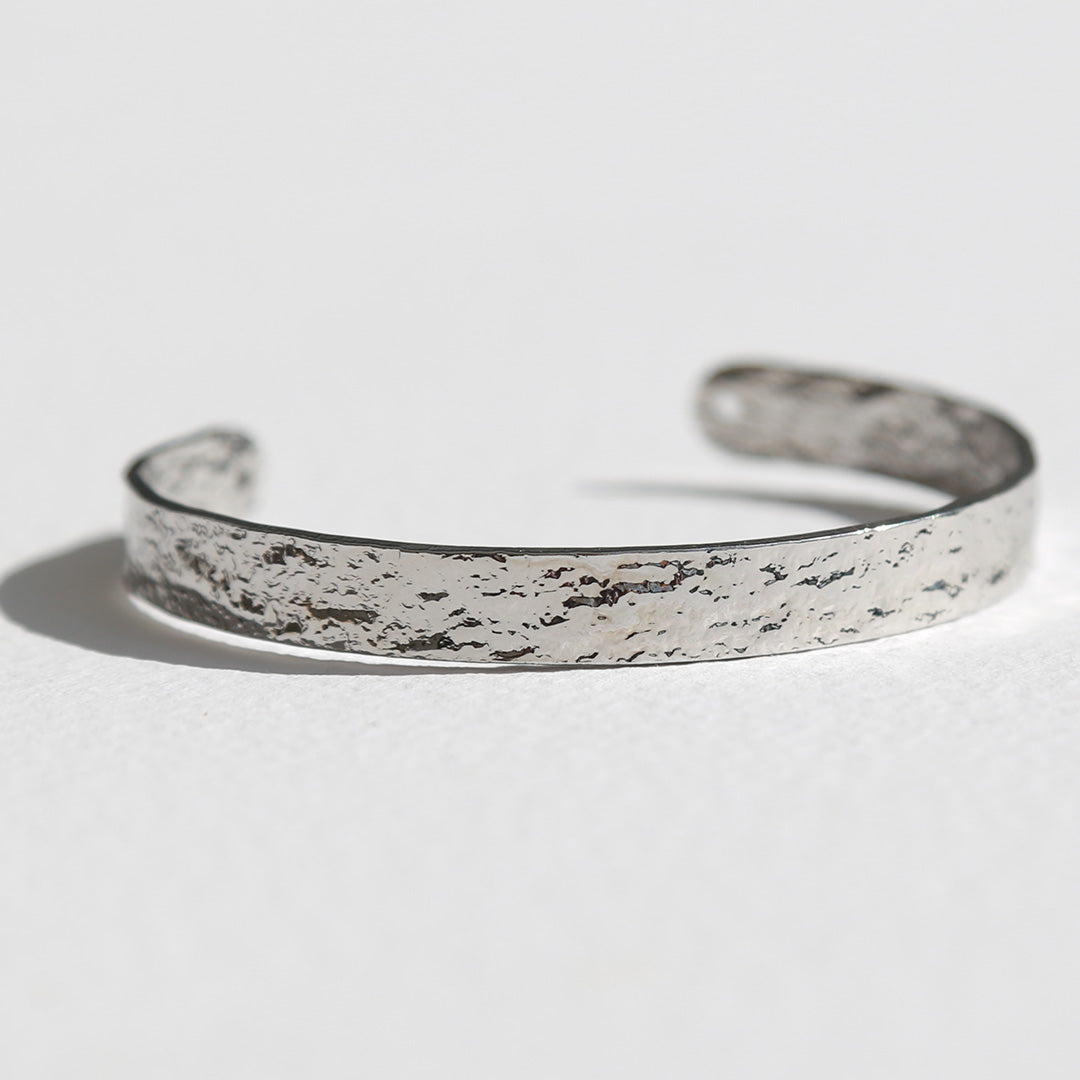 Bangle hammered zilver