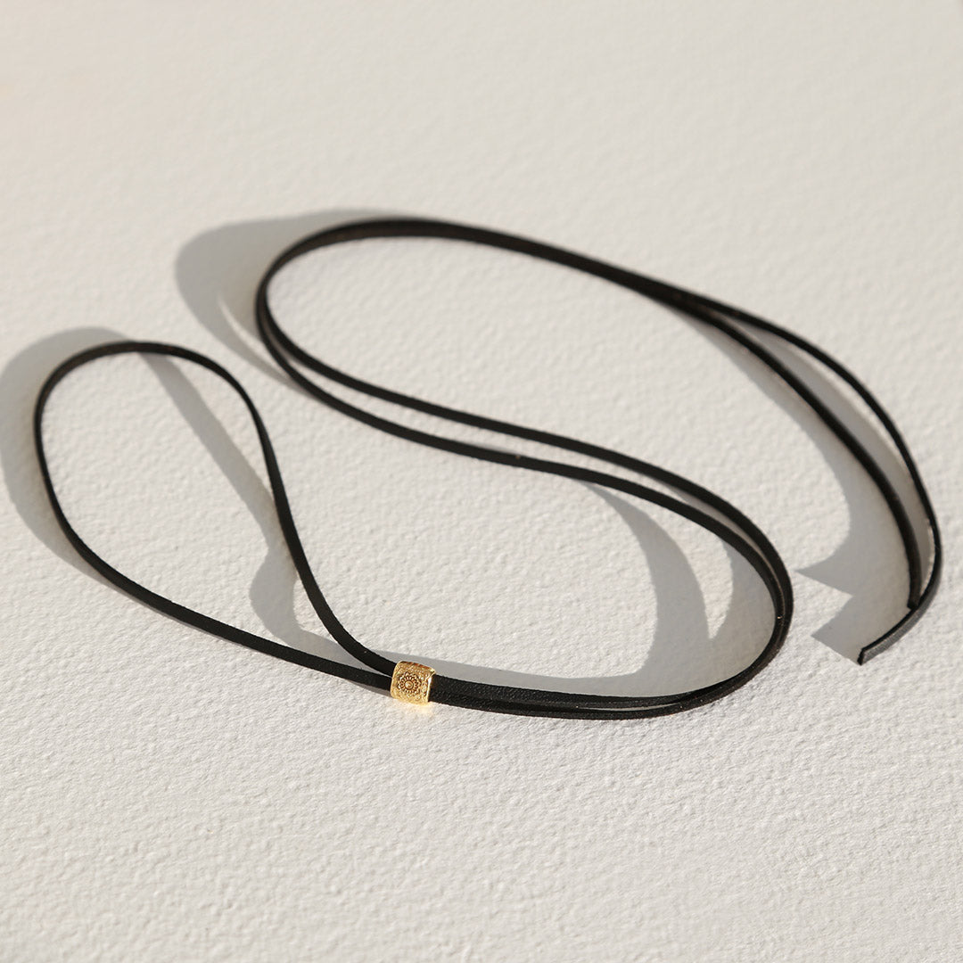 Collier Navajo noir or