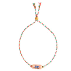 El brazalete contra el mal de ojo te mantiene a salvo 19