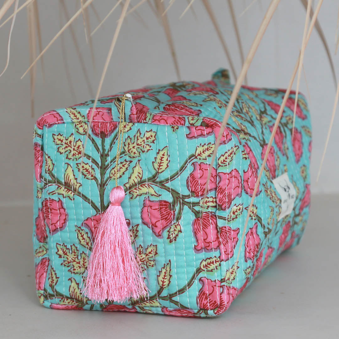 Bolso de baño con estampado de bloques Fez turquesa flor rosa M