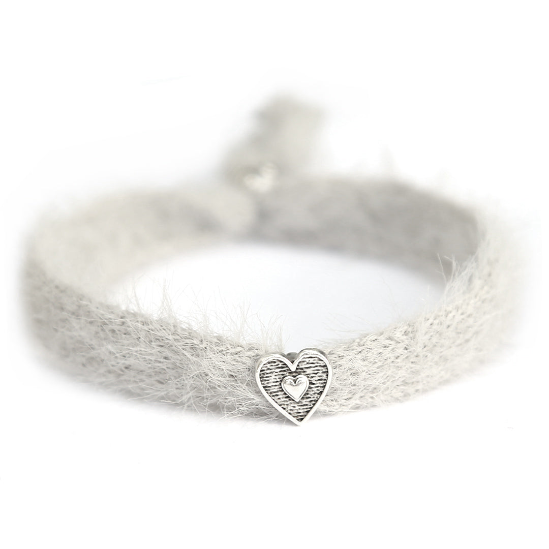 Bracelet fluffy gray silver