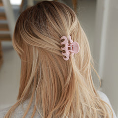 Hairclaw grip rose
