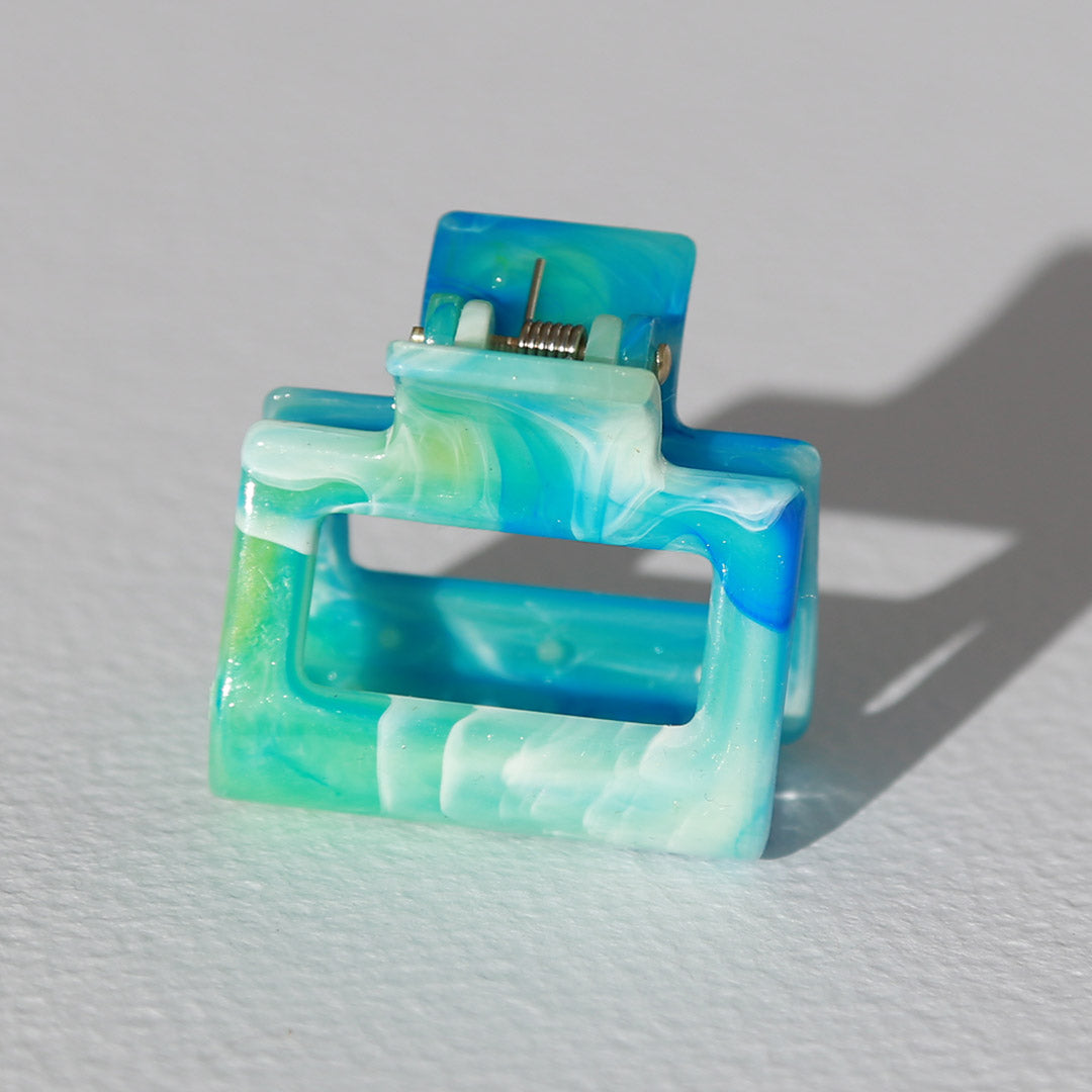 Remolino de pinza de pelo oceano pequeño