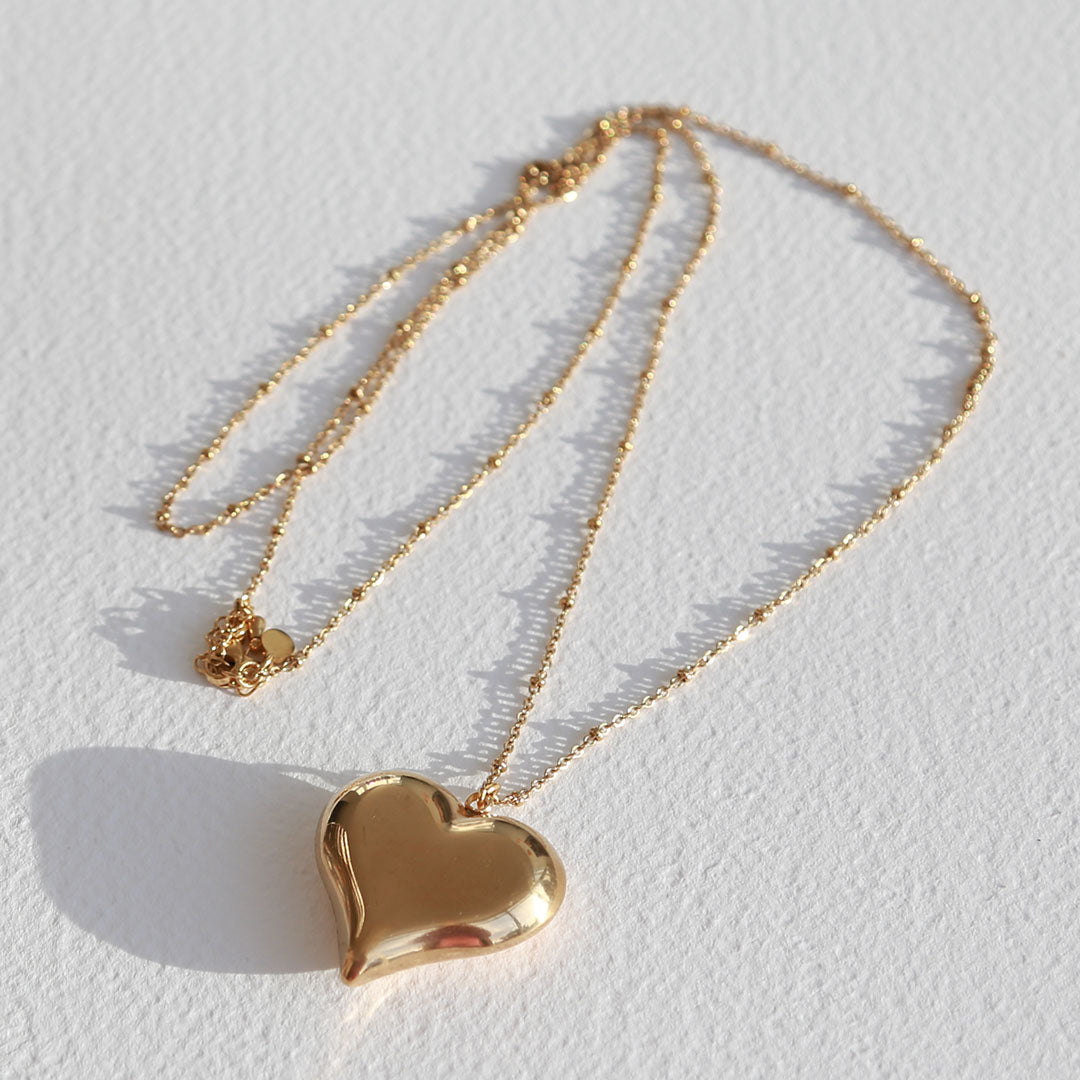 Gold long necklace bold heart