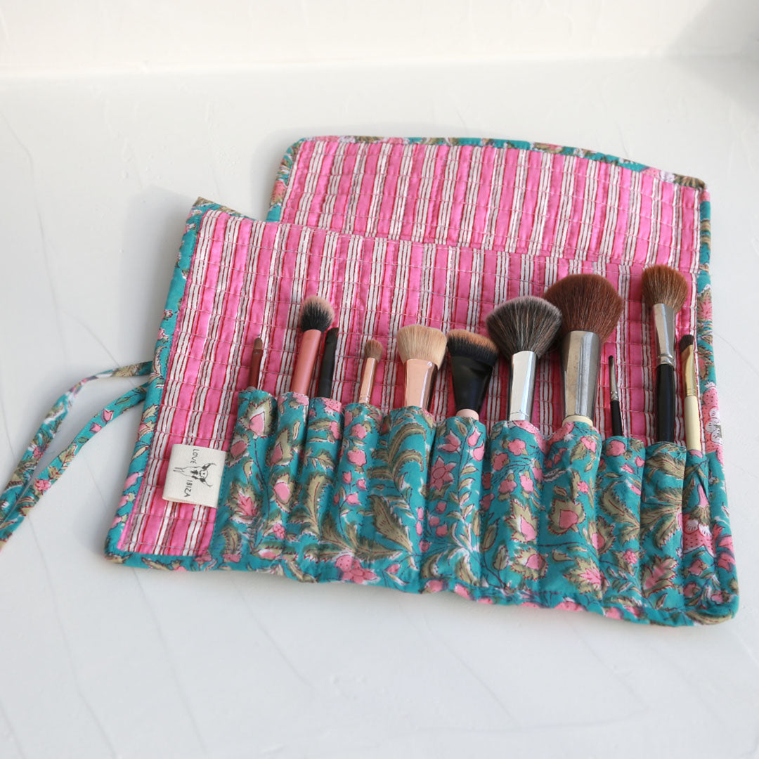 Make-up Pinselrolle blau