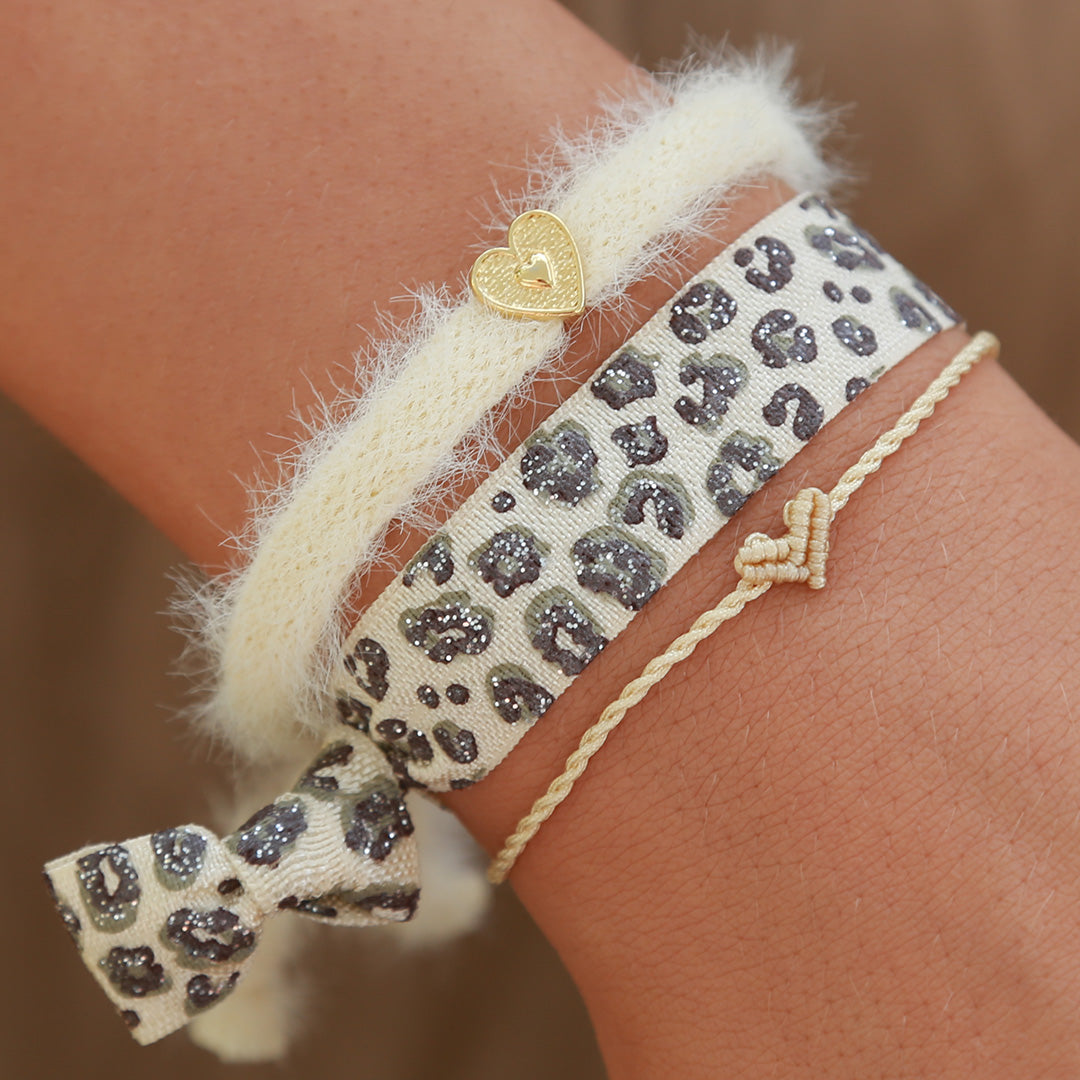 Brazalete de corazón Love Ibiza beige