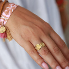 Gouden ring mystic spiral