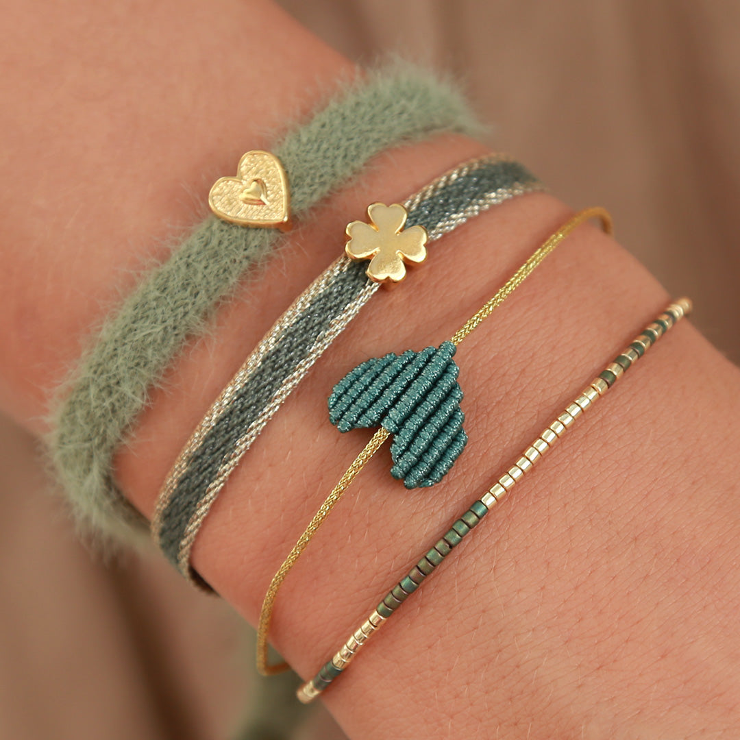 Pulsera tejida trébol oliva