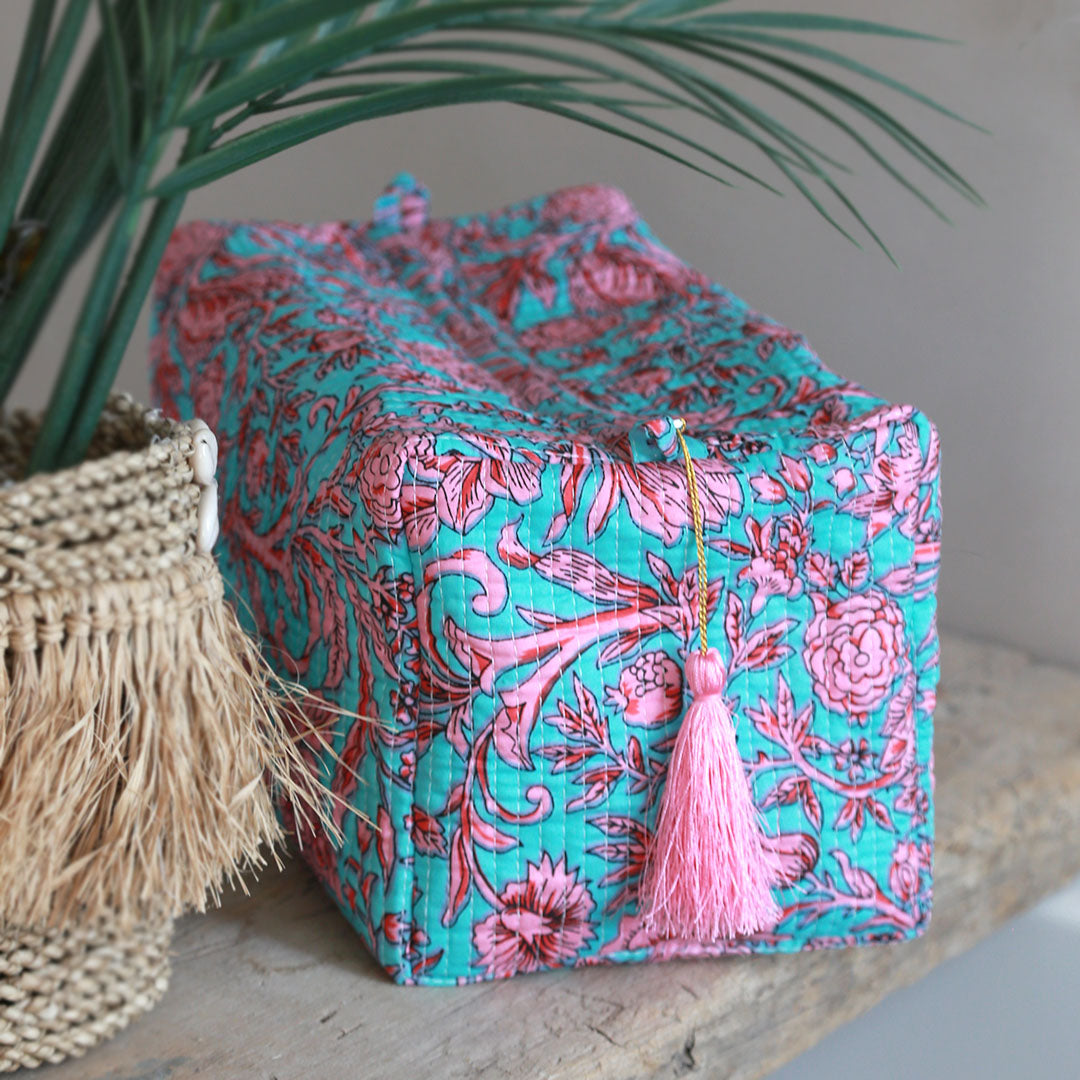 Bolso de baño con estampado de bloques Fez flor azul rosa L
