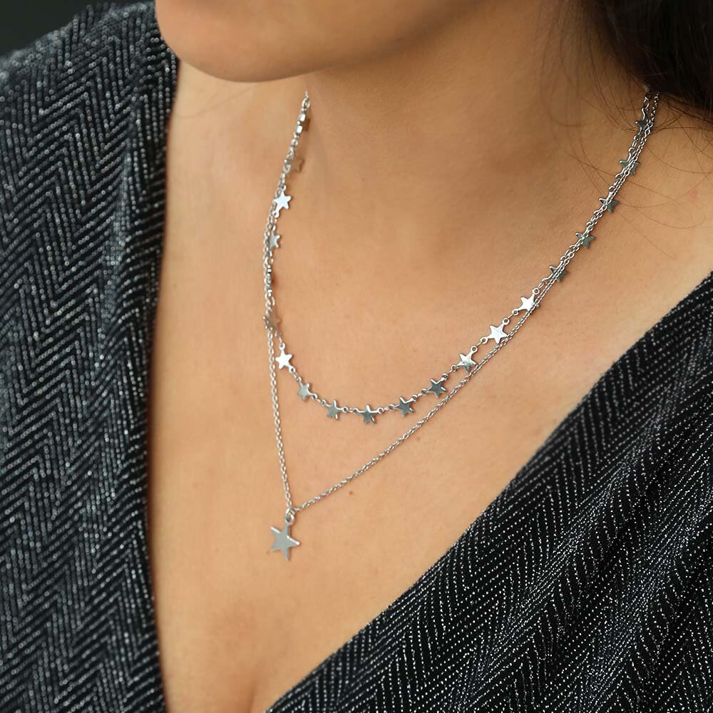 Collar de plata cielo lleno de estrellas