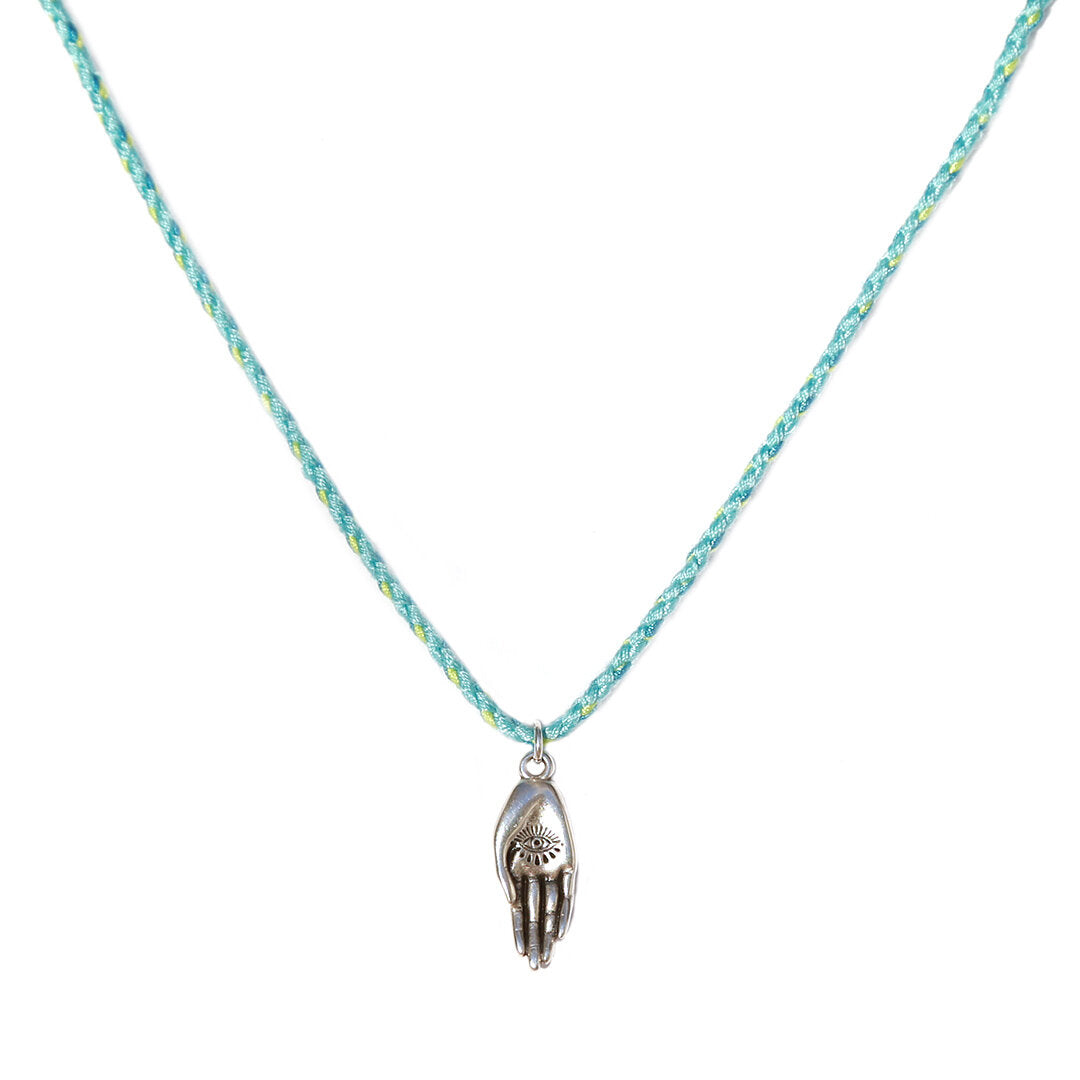 Collar de plata con espíritu hamsa