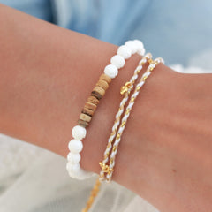 Brazalete tallado en blanco coco