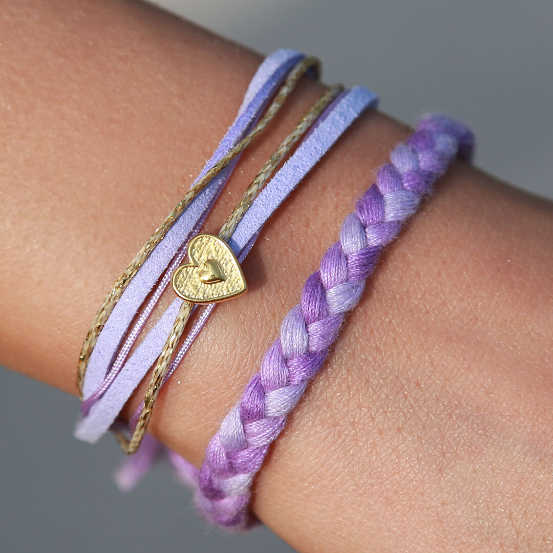 Pulsera envolvente corazón lila